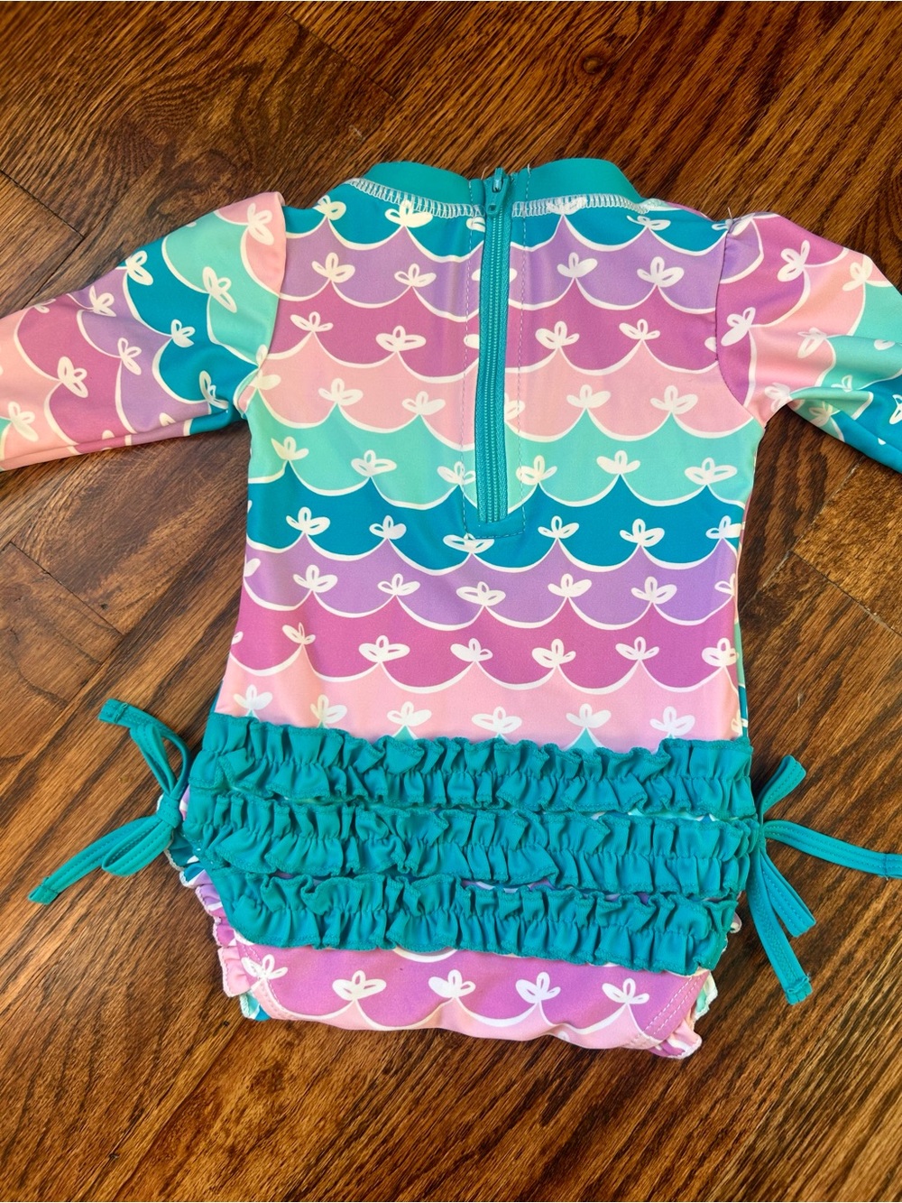 Ruffle Butts Baby Mermaid Long Sleeve One Piece Rash Guard 0-3 Months Girl - Picture 3 of 6